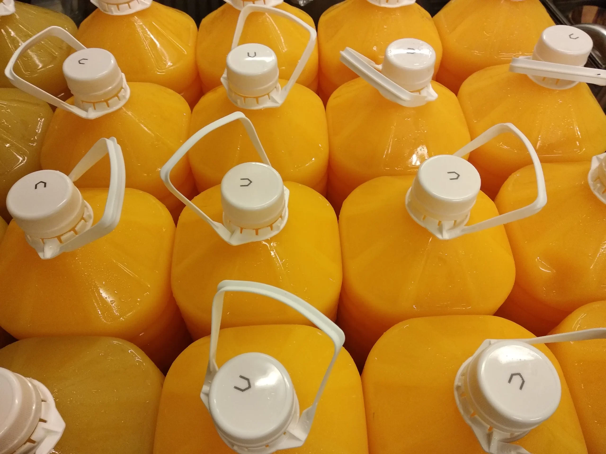 HDPE Jerry Cans (Yellow or White)